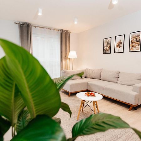Maya'S Flats & Resorts 42 - Swietej Barbary Gdansk Bagian luar foto