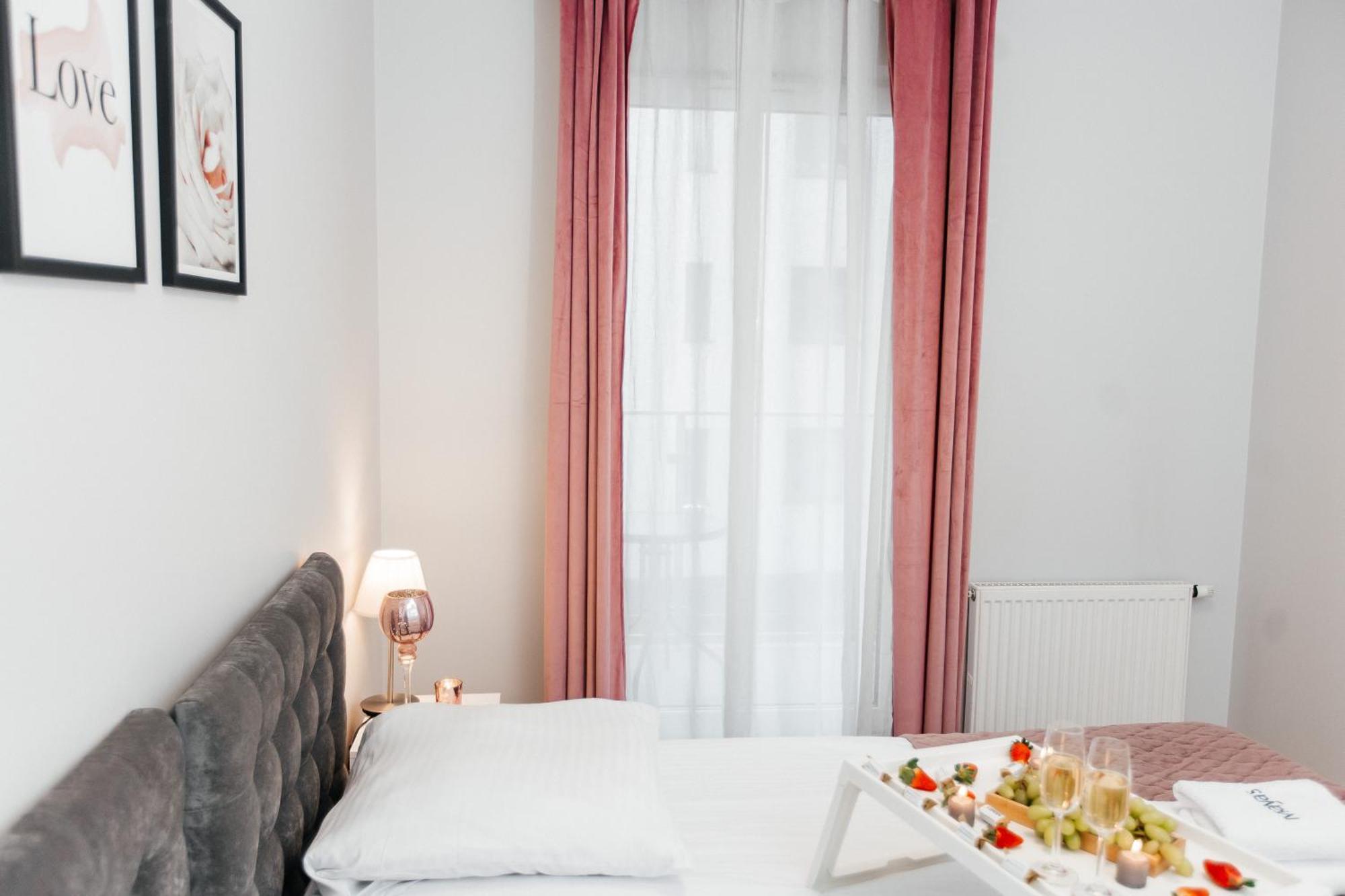 Maya'S Flats & Resorts 42 - Swietej Barbary Gdansk Bagian luar foto